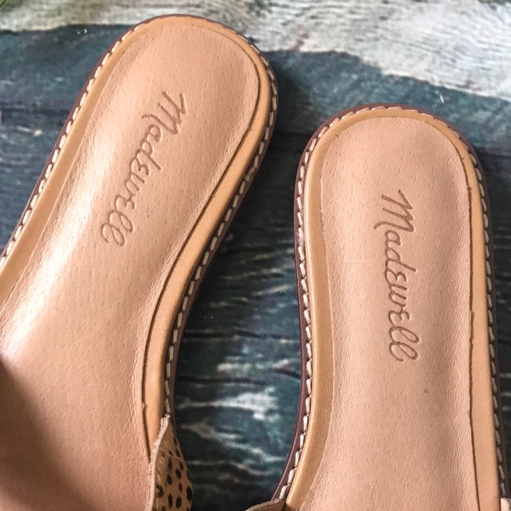 🏇Madewell Tan Leopard-Print Wavy Strap Slide Sandals - Picture 3 of 9